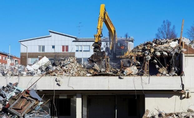 遭遇强拆应该如何维护自己的权益?